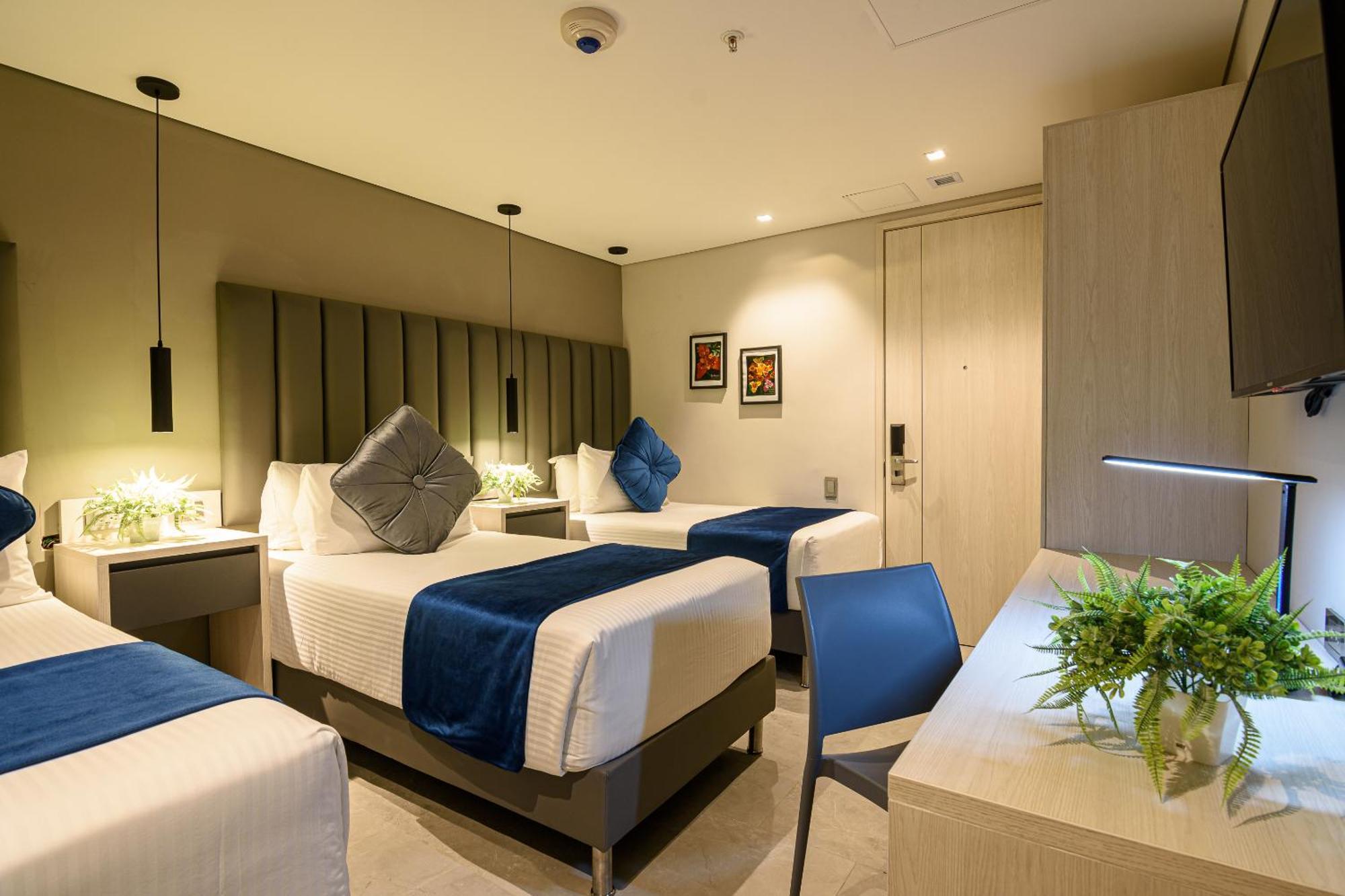 מדיין 4 Sur Hotel מראה חיצוני תמונה