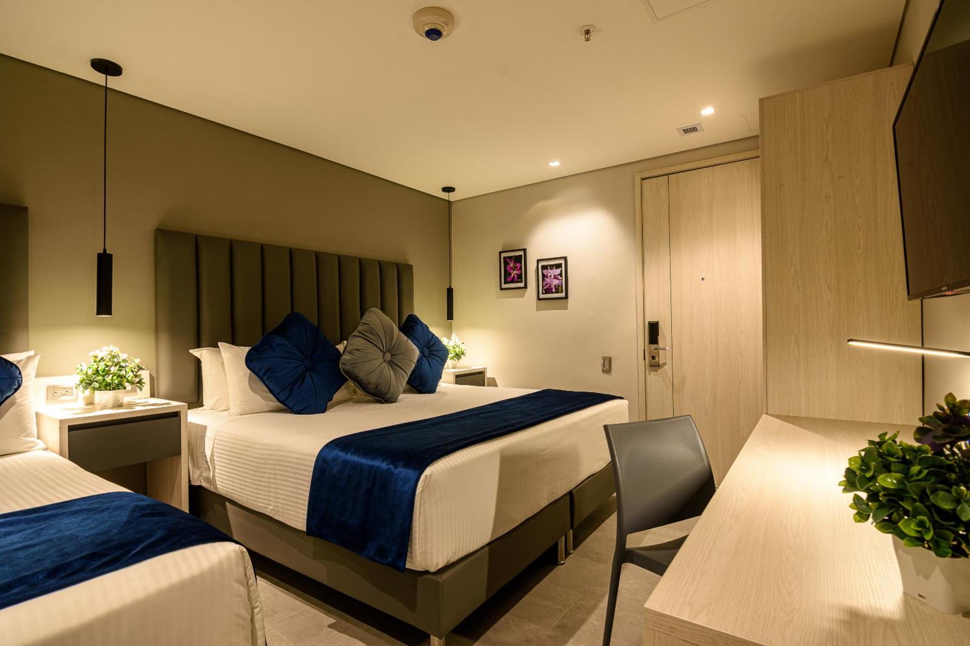מדיין 4 Sur Hotel מראה חיצוני תמונה