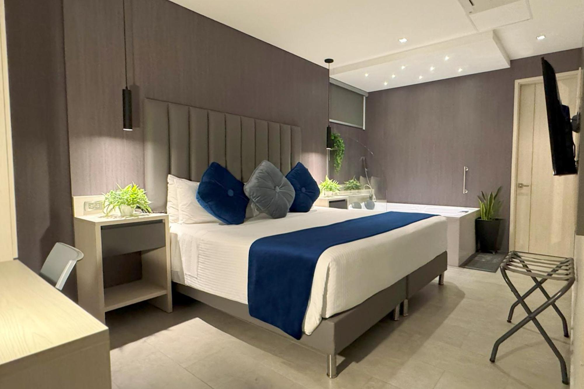 מדיין 4 Sur Hotel מראה חיצוני תמונה